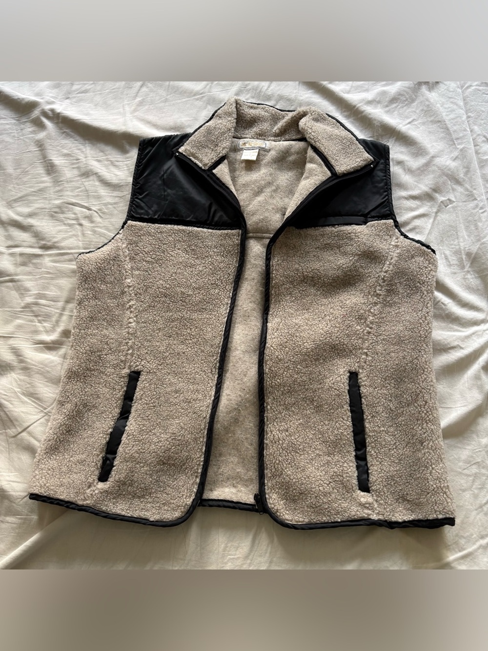 XCEPSION Men’s Sheepskin-Esque Vest